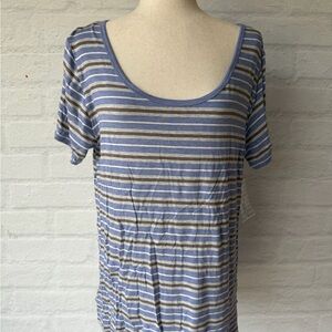 ✨NWT✨ LuLaRoe Classic T XL Striped Blue and Gray